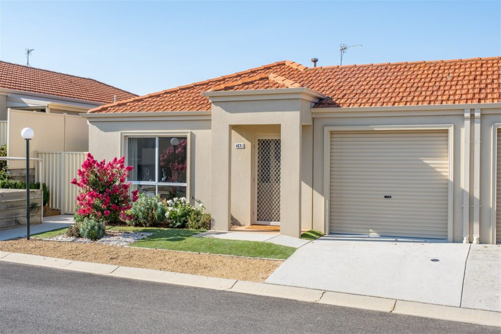 agent202_residential_extra_6465770 agent202_residential_extra_6465770