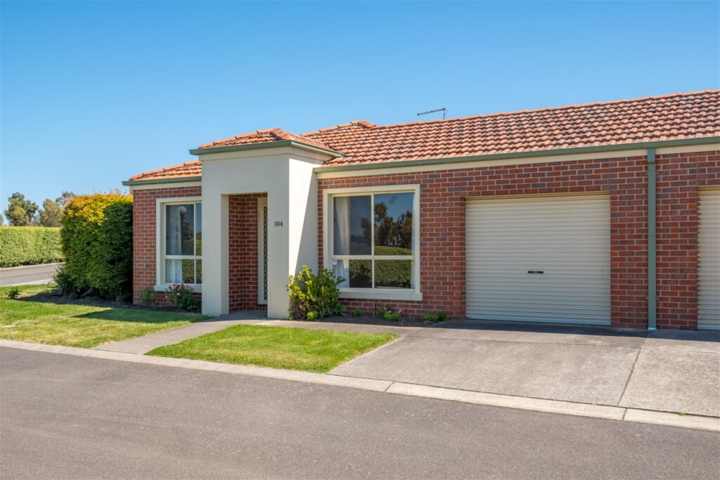 agent202_residential_extra_8571735