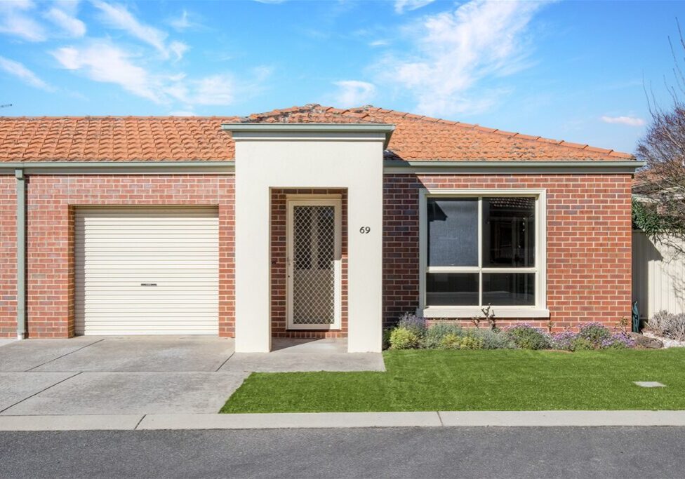 agent202_residential_extra_8569071